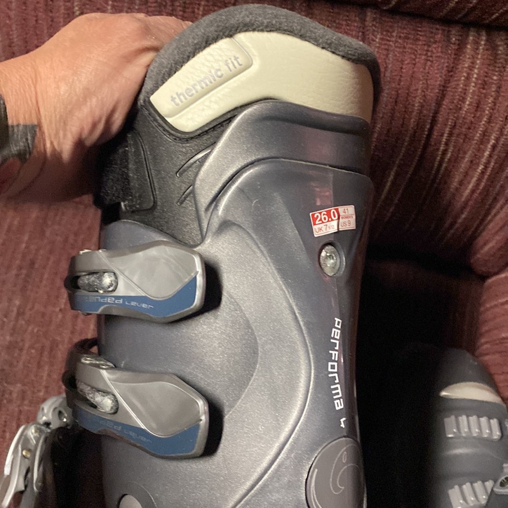 Salomon Ski Boots - Picture 9 of 13